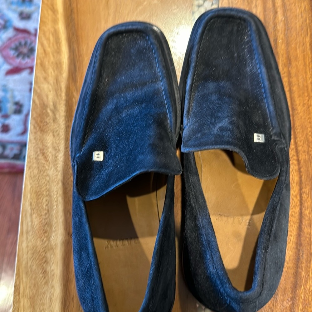 Bally suede shoes in black. US size 7